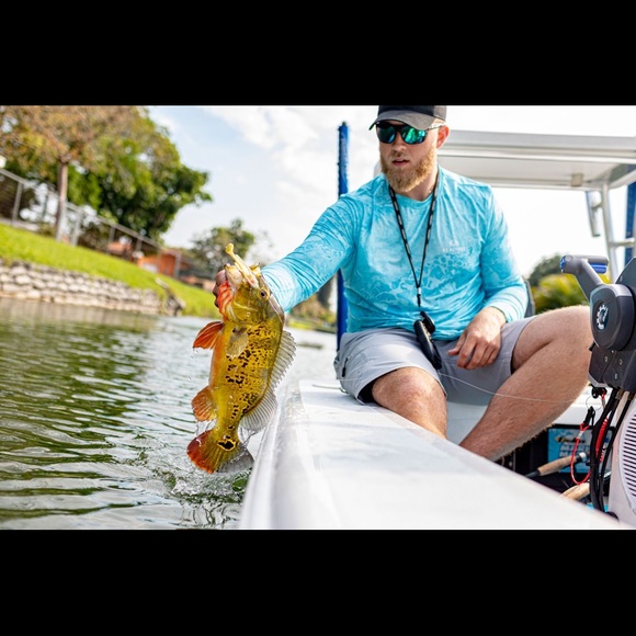 Realtree Mens Hybrid Fishing Shorts 